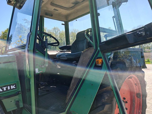 Fendt - 1988 - farmer 309lsa - vierwielaangedreven landbouwtractor - afbeelding 2 van  32