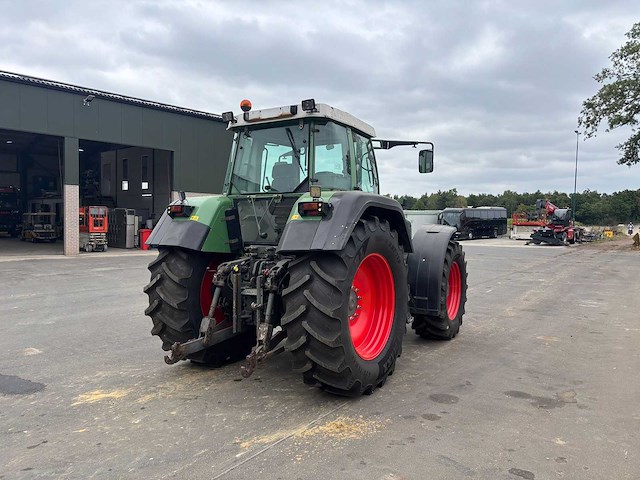 Fendt - 1996 - favorit 824 - vierwielaangedreven landbouwtractor - afbeelding 17 van  18