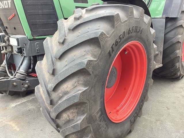 Fendt - 1999 - 824 - vierwielaangedreven landbouwtractor - afbeelding 4 van  26