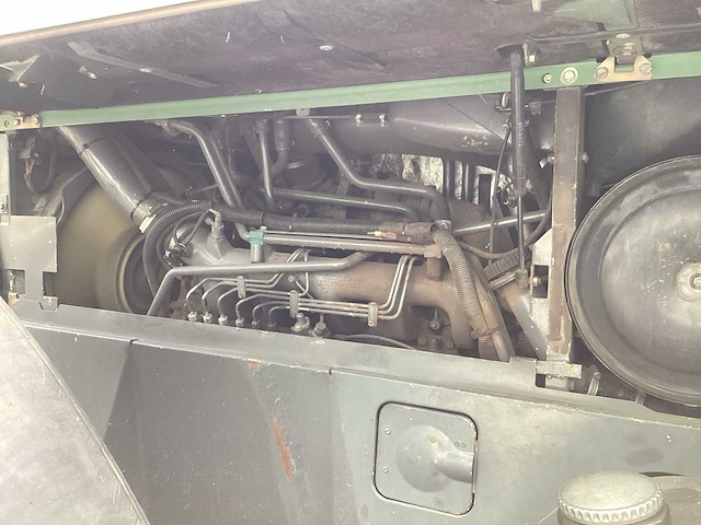 Fendt - 1999 - 824 - vierwielaangedreven landbouwtractor - afbeelding 16 van  26