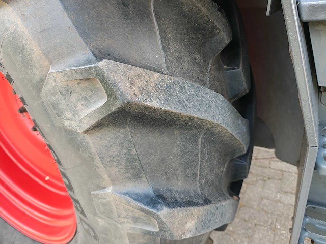 Fendt - 2004 - 716 vario tms - vierwielaangedreven landbouwtractor - afbeelding 3 van  39
