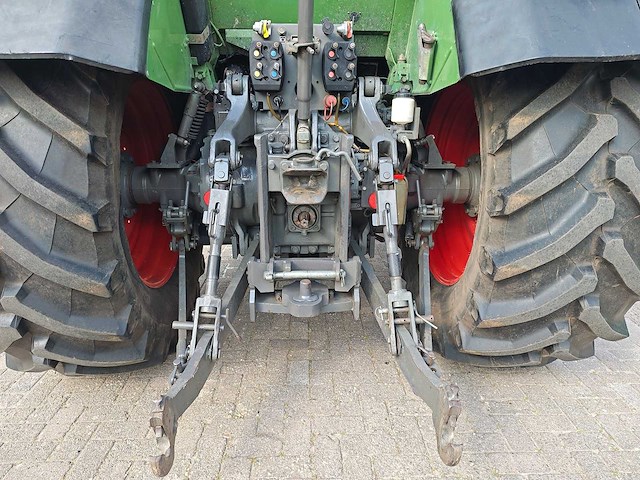 Fendt - 2004 - 716 vario tms - vierwielaangedreven landbouwtractor - afbeelding 9 van  39