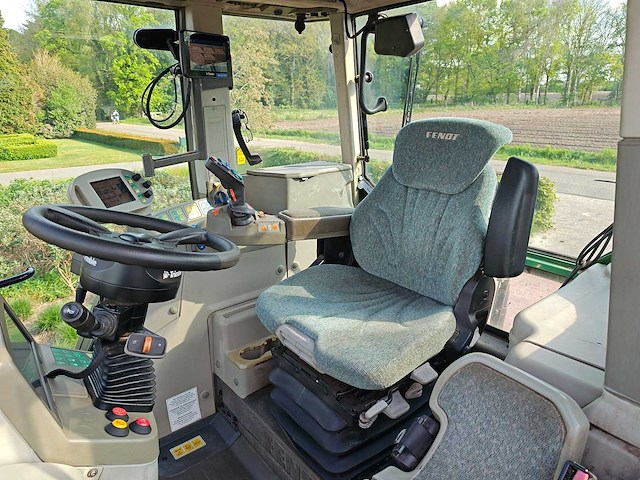 Fendt - 2004 - 716 vario tms - vierwielaangedreven landbouwtractor - afbeelding 18 van  39