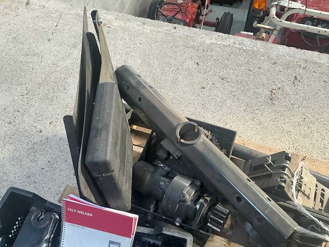 Fendt - 2125 f - baler - 2018 - afbeelding 24 van  30