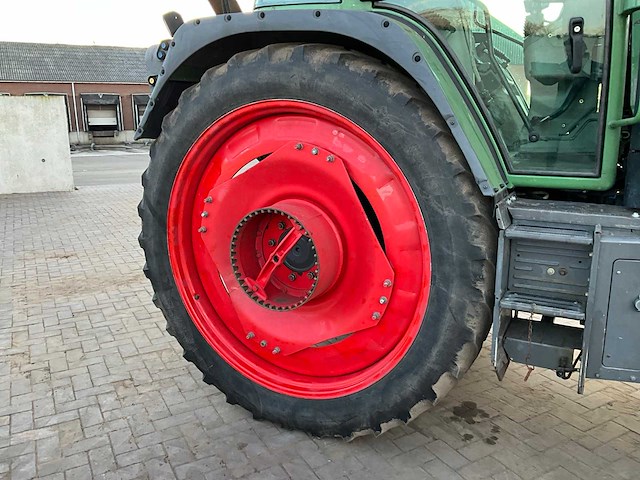 Fendt 410 met stortbunker en gps systeem (combinatie) - afbeelding 4 van  27