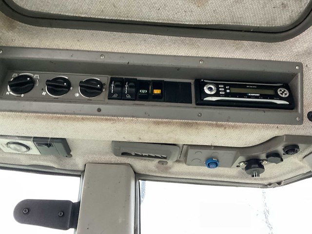 Fendt 412 vierwielaangedreven landbouwtractor - afbeelding 6 van  34