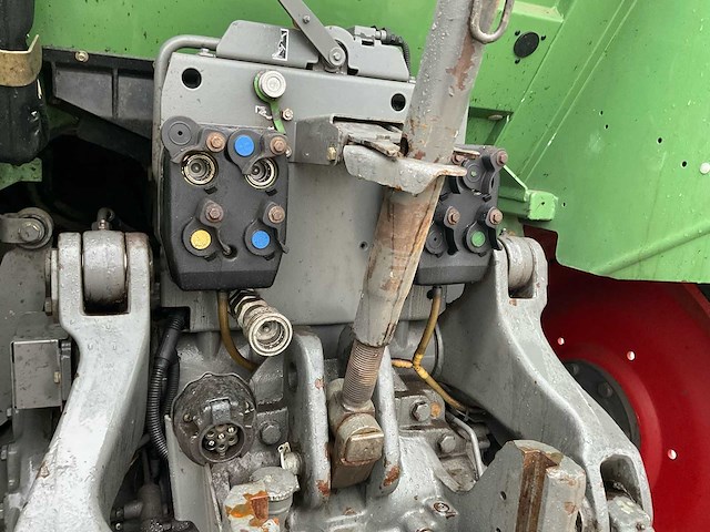Fendt 412 vierwielaangedreven landbouwtractor - afbeelding 16 van  34
