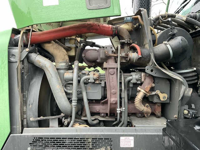 Fendt 412 vierwielaangedreven landbouwtractor - afbeelding 22 van  34
