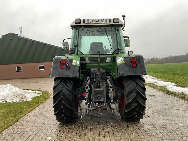 Fendt 412 vierwielaangedreven landbouwtractor - afbeelding 29 van  34