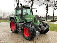 Fendt 412 vierwielaangedreven landbouwtractor - afbeelding 32 van  34