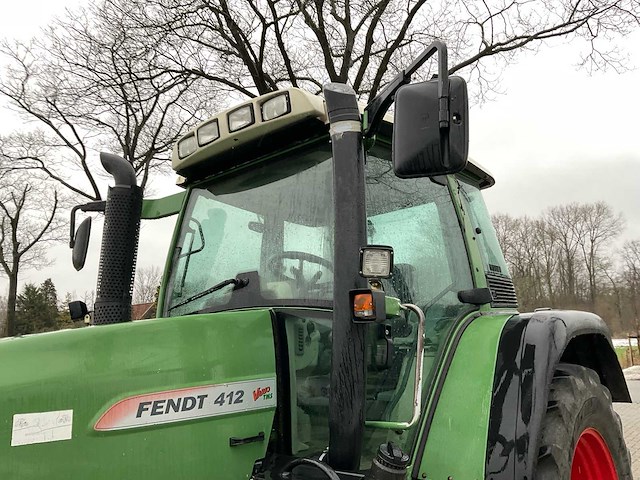 Fendt 412 vierwielaangedreven landbouwtractor - afbeelding 34 van  34