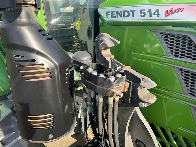 Fendt 514 power vierwielaangedreven landbouwtractor - afbeelding 4 van  31