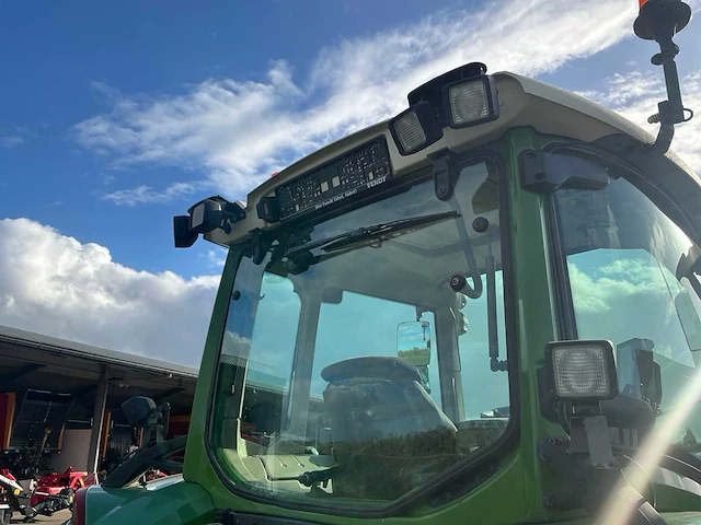 Fendt 514 power vierwielaangedreven landbouwtractor - afbeelding 9 van  31
