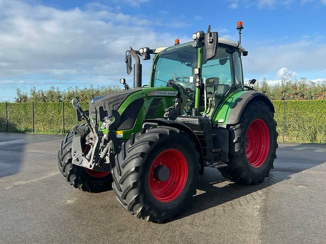 Fendt 514 power vierwielaangedreven landbouwtractor - afbeelding 1 van  31