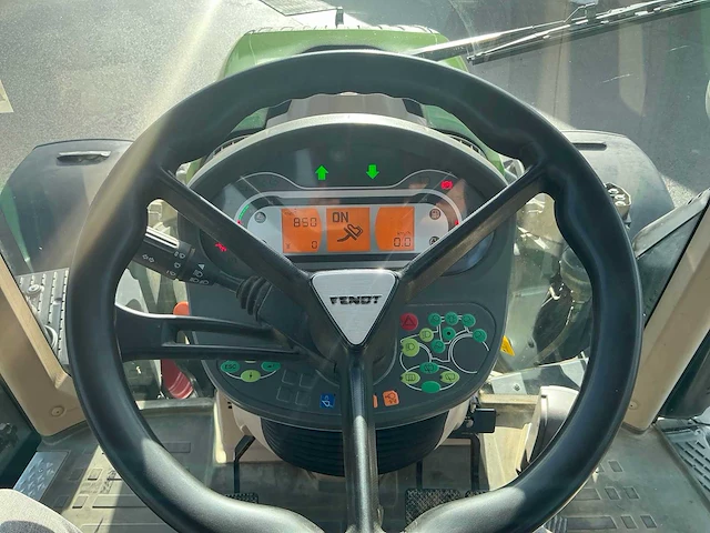 Fendt 514 power vierwielaangedreven landbouwtractor - afbeelding 21 van  31