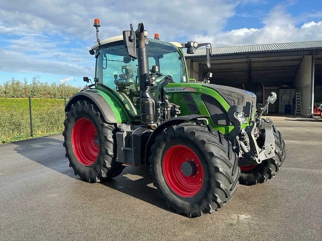 Fendt 514 power vierwielaangedreven landbouwtractor - afbeelding 12 van  31