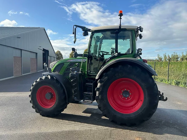 Fendt 514 power vierwielaangedreven landbouwtractor - afbeelding 26 van  31