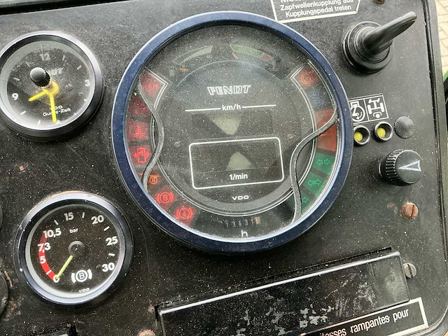 Fendt 611 lsa vierwielaangedreven landbouwtractor - afbeelding 31 van  41