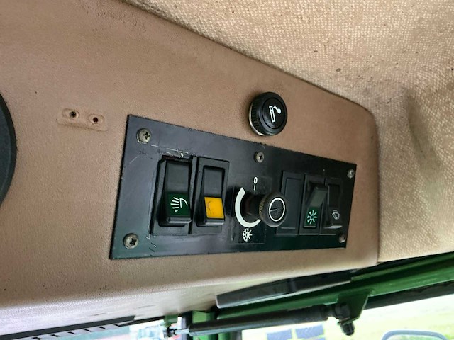 Fendt 611 lsa vierwielaangedreven landbouwtractor - afbeelding 38 van  41