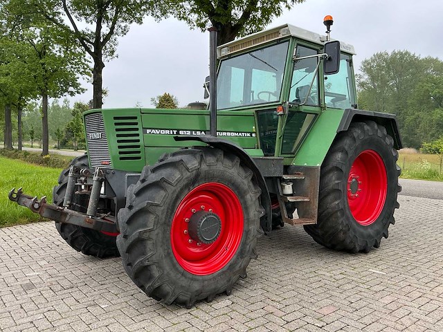 Fendt 612 lsa vierwielaangedreven landbouwtractor - afbeelding 1 van  41