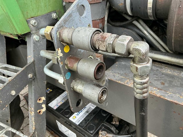 Fendt 612 lsa vierwielaangedreven landbouwtractor - afbeelding 1 van  11