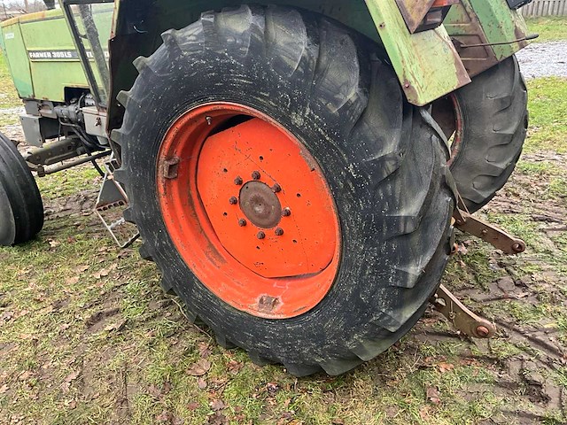 Fendt farmer 305 ls turbomatik tweewielaangedreven landbouwtractor - afbeelding 20 van  29