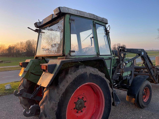 Fendt farmer 305ls turbomatik tweewielaangedreven landbouwtractor - afbeelding 15 van  23