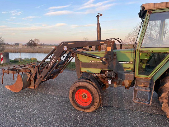 Fendt farmer 305ls turbomatik tweewielaangedreven landbouwtractor - afbeelding 16 van  23