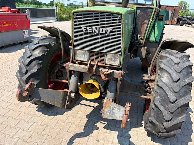 Fendt farmer 308 lsa vierwielaangedreven landbouwtractor - afbeelding 8 van  11
