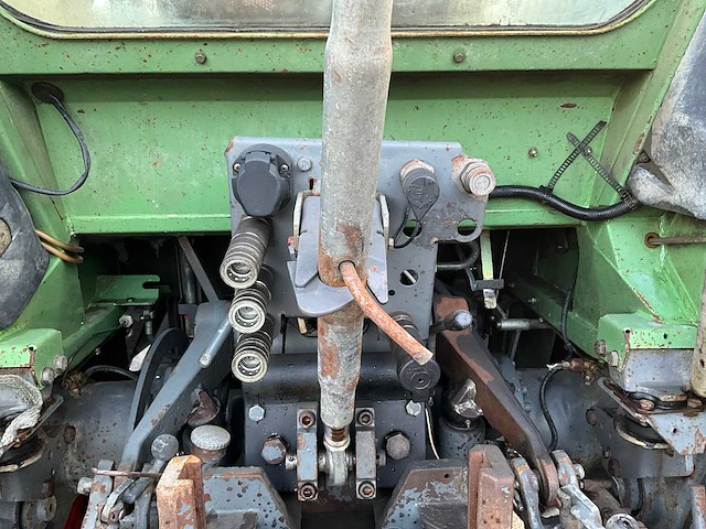 Fendt farmer 309c turbomatic vierwielaangedreven landbouwtractor - afbeelding 16 van  38