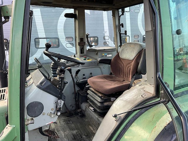 Fendt farmer 309c turbomatic vierwielaangedreven landbouwtractor - afbeelding 19 van  38