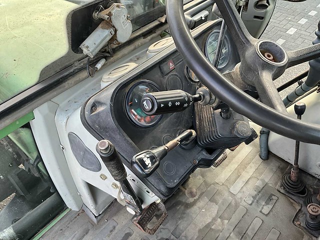 Fendt farmer 309c turbomatic vierwielaangedreven landbouwtractor - afbeelding 21 van  38