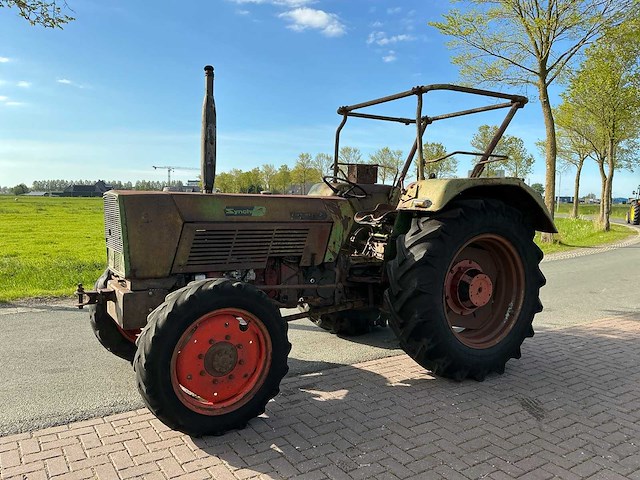 Fendt farmer 5s vierwielaangedreven landbouwtractor - afbeelding 1 van  27