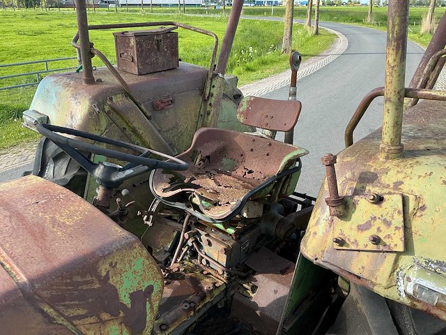 Fendt farmer 5s vierwielaangedreven landbouwtractor - afbeelding 20 van  27