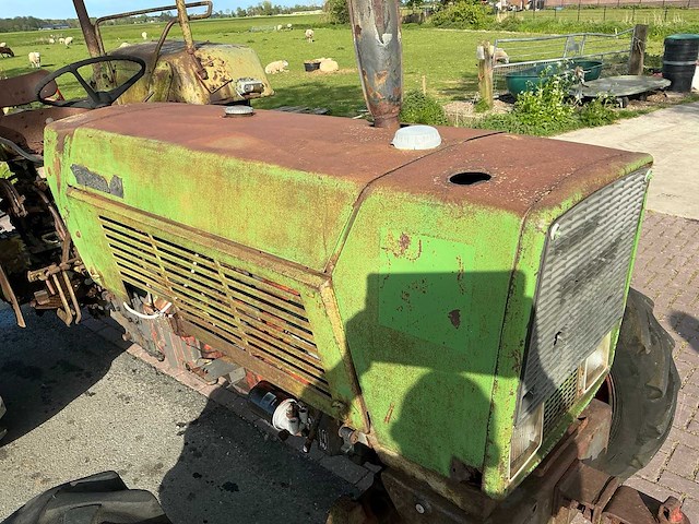 Fendt farmer 5s vierwielaangedreven landbouwtractor - afbeelding 25 van  27
