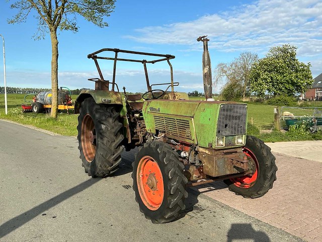 Fendt farmer 5s vierwielaangedreven landbouwtractor - afbeelding 4 van  27