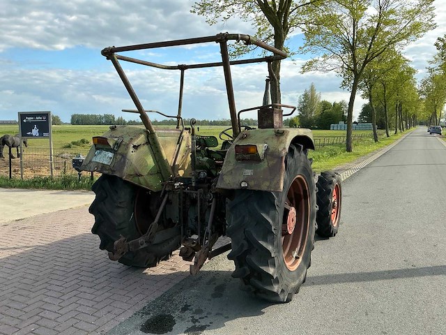 Fendt farmer 5s vierwielaangedreven landbouwtractor - afbeelding 8 van  27