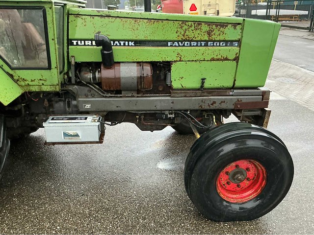 Fendt favorit 600 ls turbomatik 6 cilinder tractor - afbeelding 11 van  25