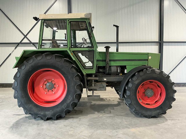 Fendt favorit 611ls 4wd landbouwtractor - afbeelding 12 van  34