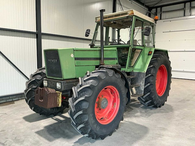 Fendt favorit 611ls 4wd landbouwtractor - afbeelding 1 van  34