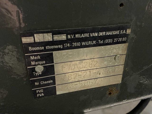 Fendt favorit 611ls 4wd landbouwtractor - afbeelding 32 van  34