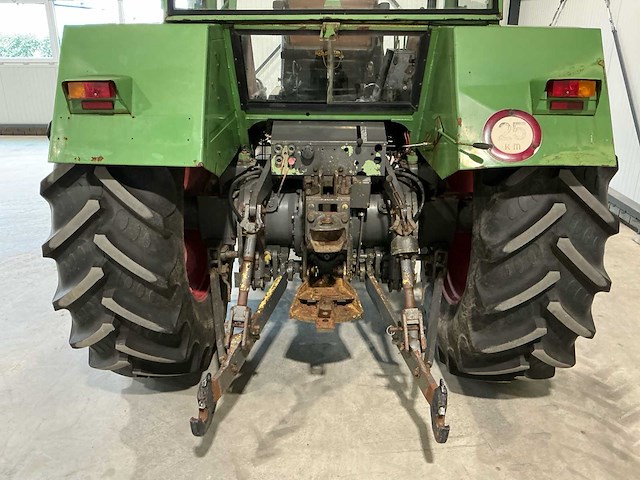 Fendt favorit 611ls 4wd landbouwtractor - afbeelding 8 van  34