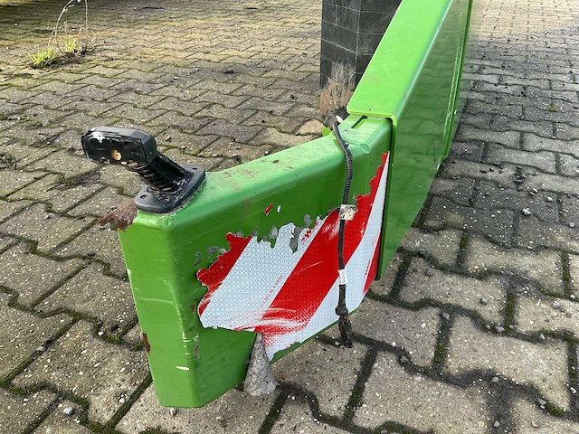 Fendt frontgewicht voorzetapparatuur - afbeelding 2 van  13