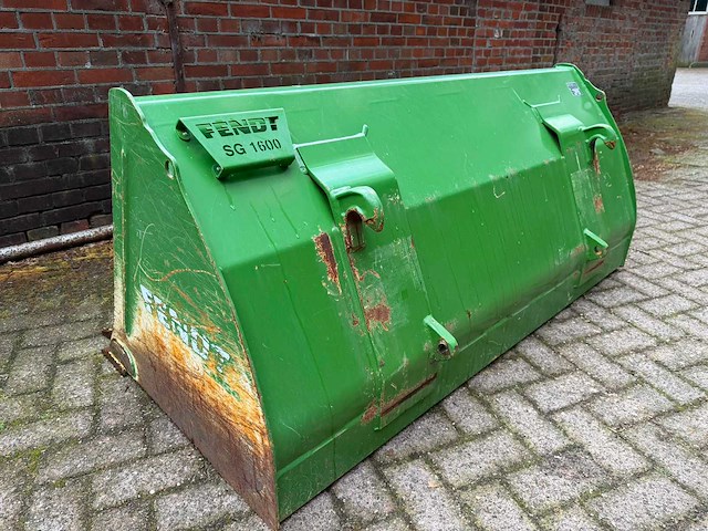 Fendt sg1600 grondbak euro aansluiting - afbeelding 2 van  6