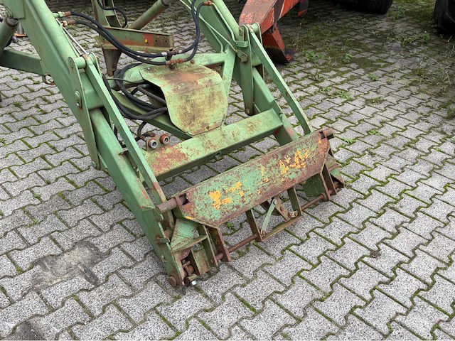 Fendt voorlader euro aansluiting - afbeelding 2 van  6