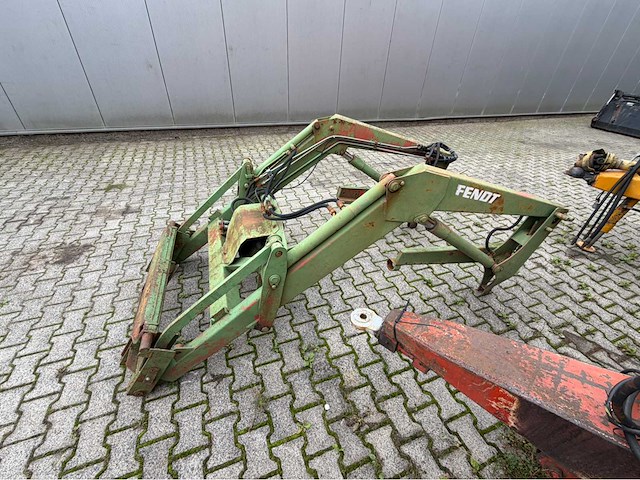 Fendt voorlader euro aansluiting - afbeelding 3 van  6