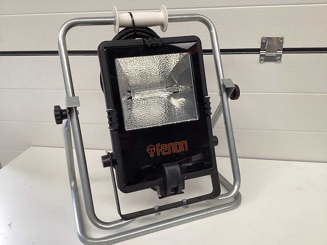 Fenon bouwlamp led 1100 lummen bouwlamp - afbeelding 1 van  7