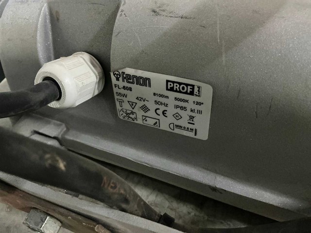 Fenon led werklamp 42 volt (10x) - afbeelding 4 van  5