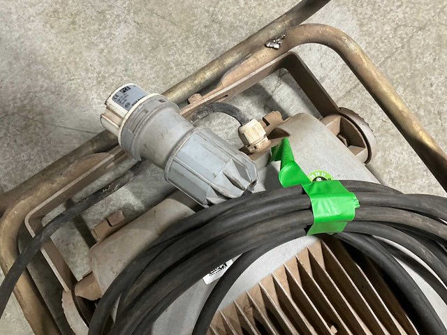 Fenon led werklamp 42 volt (10x) - afbeelding 4 van  5