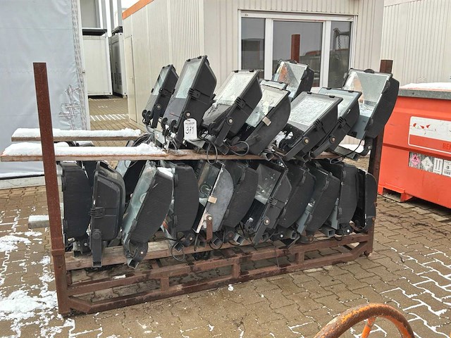 Fenon / vetec / marlanvil / euro / primaelux 400 watt dubbele bouwlamp op steun (18x) - afbeelding 4 van  12